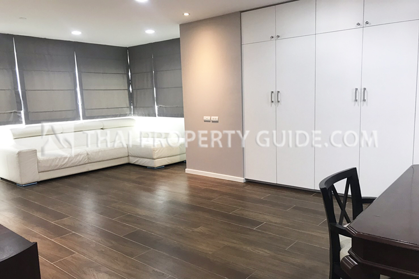 Condominium in Sathorn 