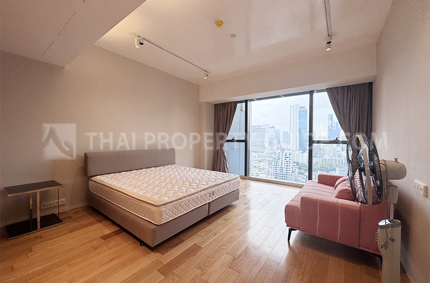 Condominium in Sathorn : The Met Sathorn 