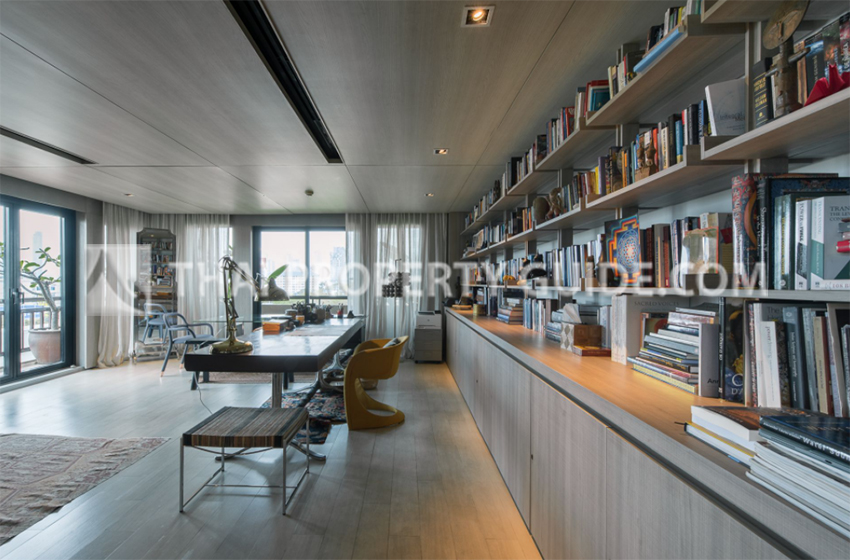 Condominium in Sathorn 