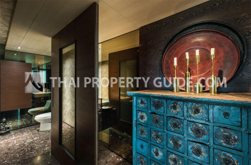 Condominium in Sathorn 