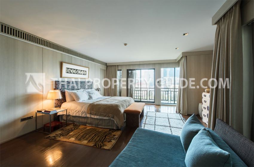 Condominium in Sathorn 
