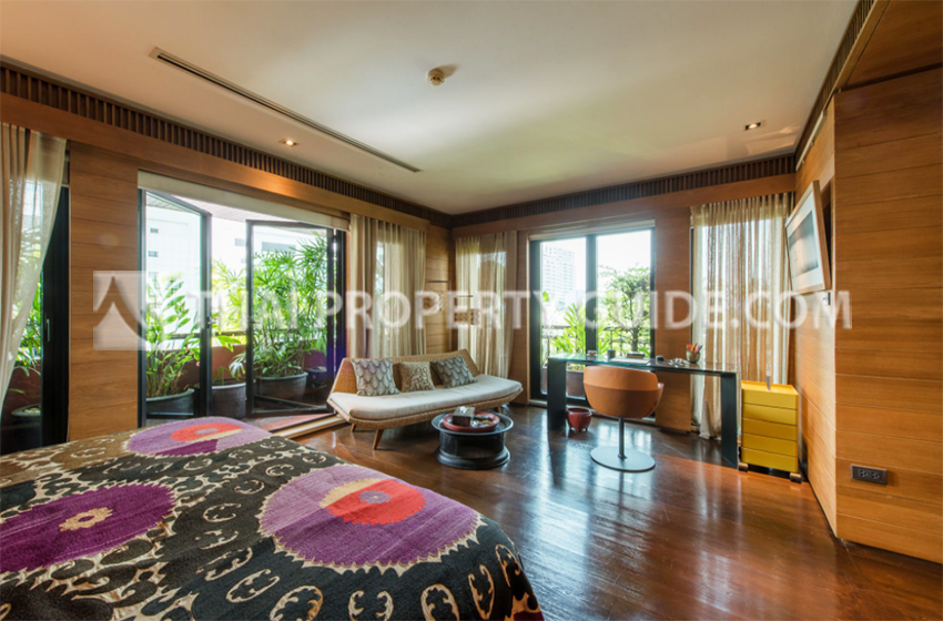 Condominium in Sathorn 