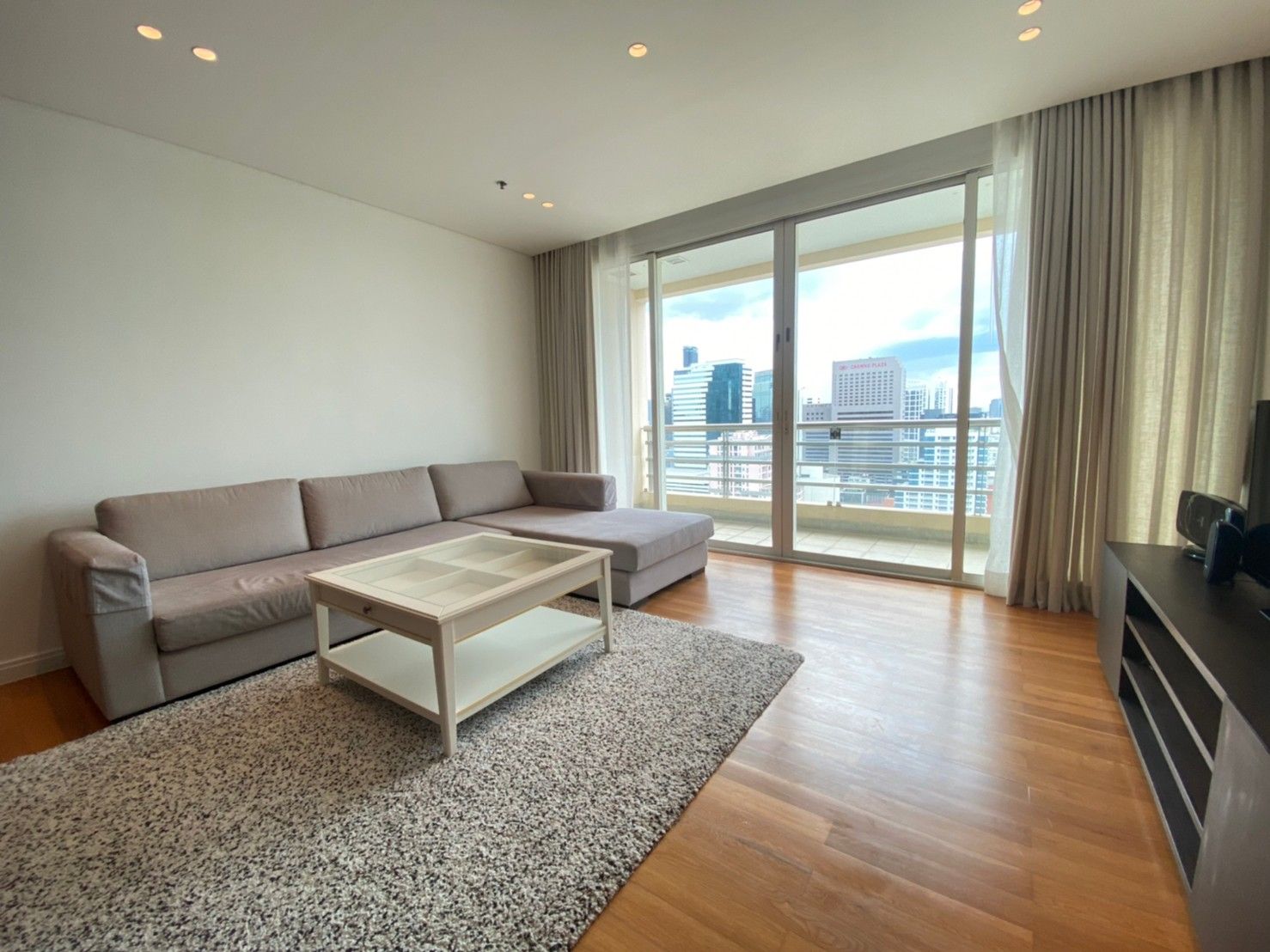 Condominium for rent in Sathorn