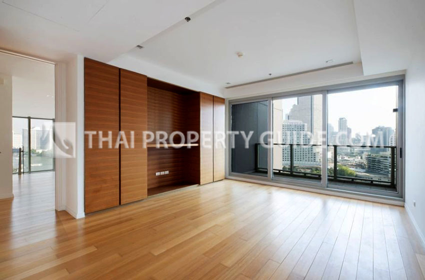 Condominium in Sathorn 