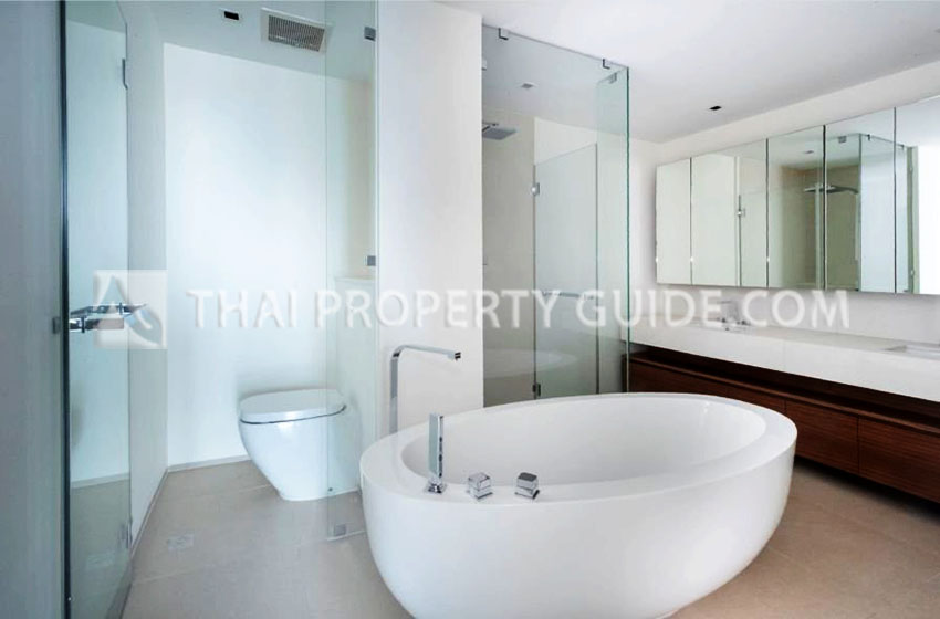 Condominium in Sathorn 