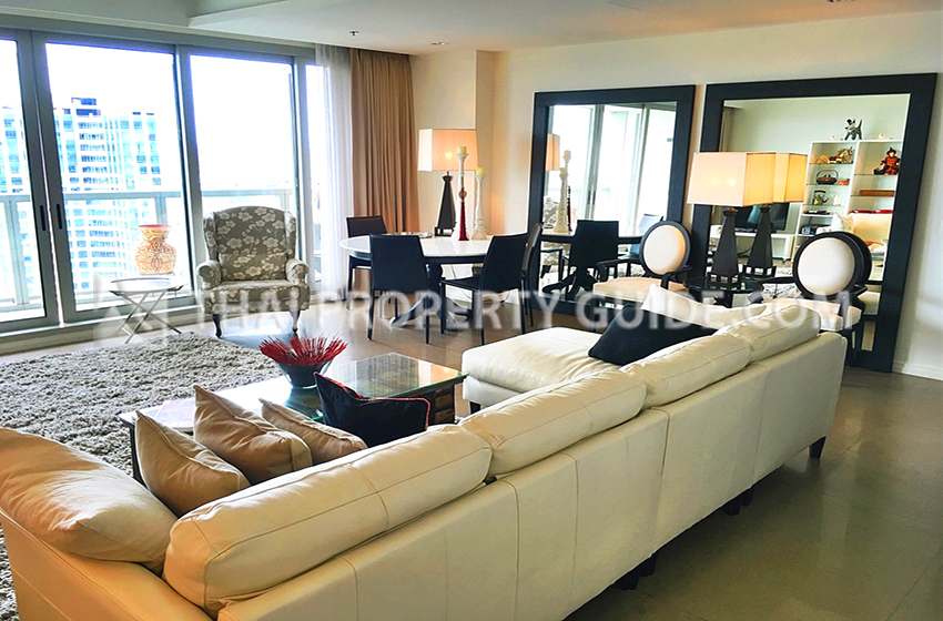 Condominium in Sathorn 