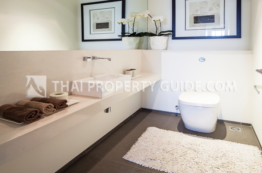 Condominium in Sathorn 
