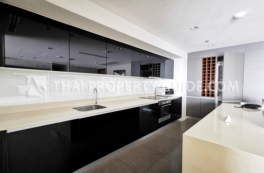 Condominium in Sathorn 