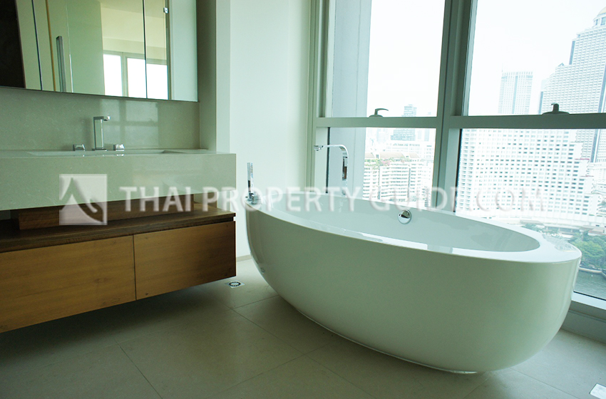 Condominium in Sathorn 