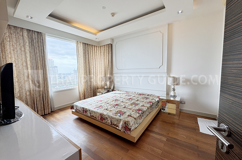 Condominium in Sathorn 