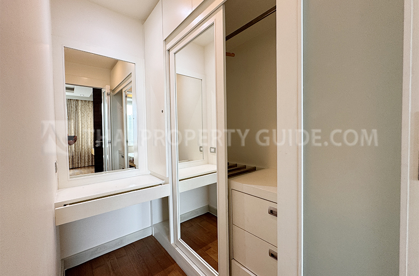 Condominium in Sathorn 