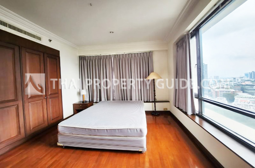 Condominium in Sathorn 
