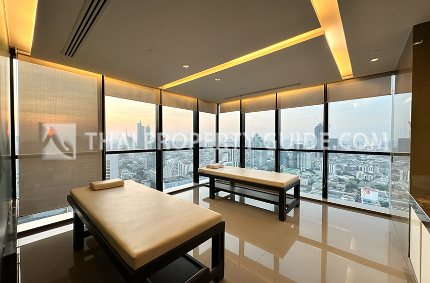 Condominium in Sathorn 