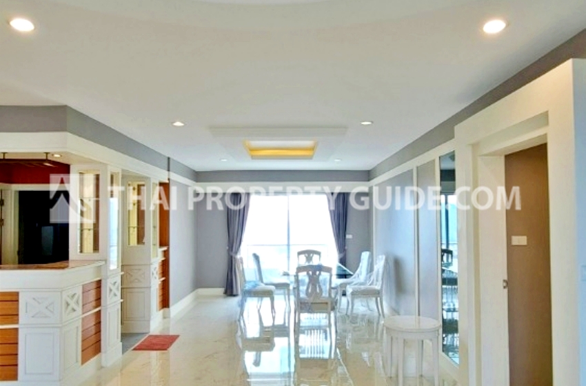 Condominium in Sathorn 