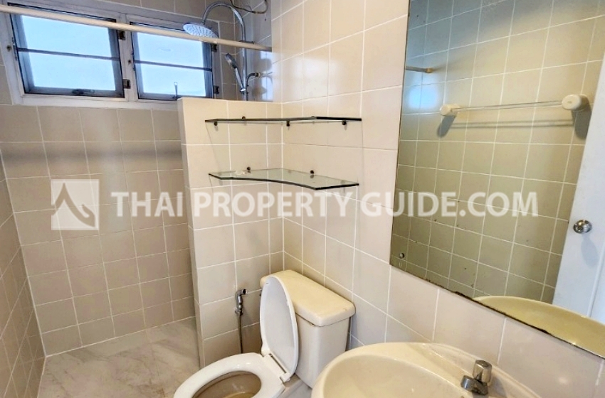 Condominium in Sathorn 