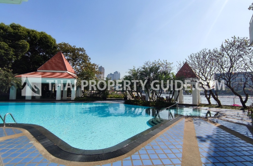 Condominium in Sathorn 