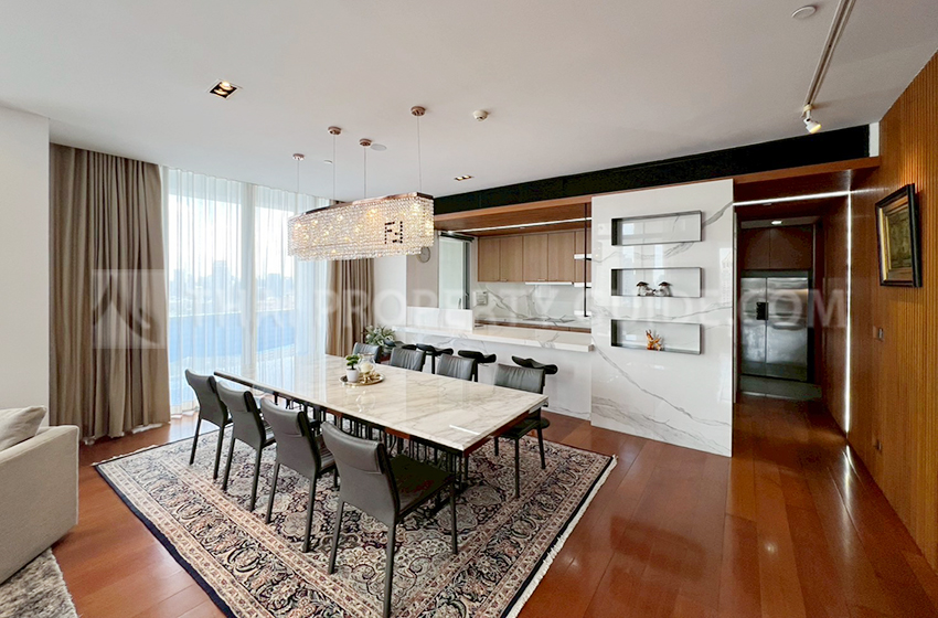 Condominium in Sathorn : Sukhothai Residence (Sathorn) 