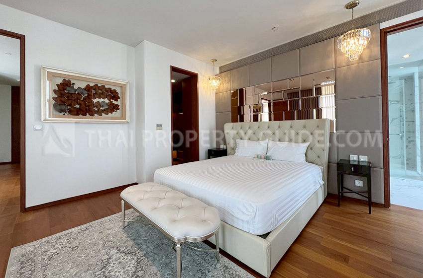 Condominium in Sathorn : Sukhothai Residence (Sathorn) 
