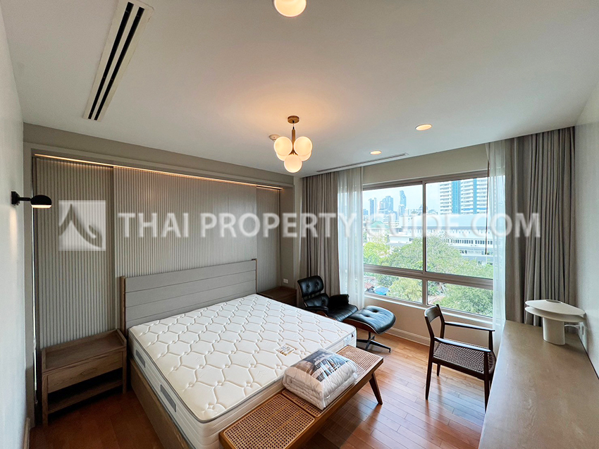 Condominium in Sathorn 