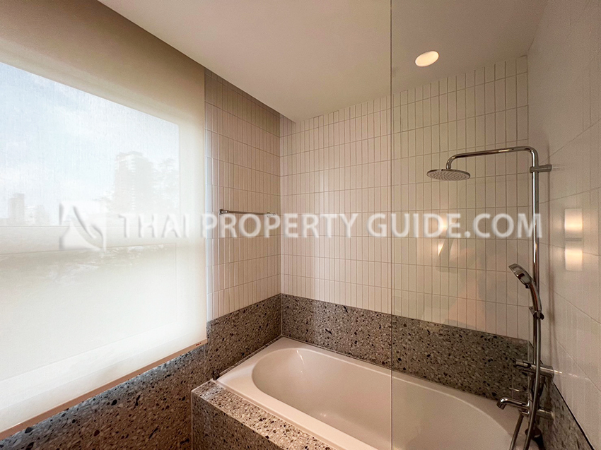 Condominium in Sathorn 