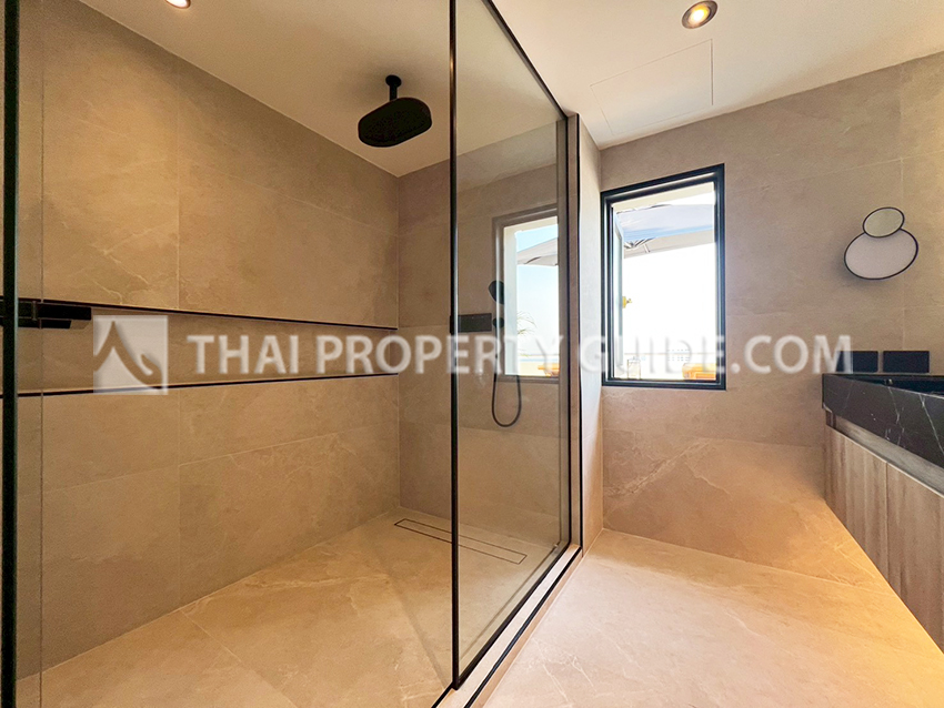 Condominium in Sathorn 