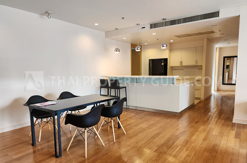 Condominium in Sathorn : The Royal Saladaeng 