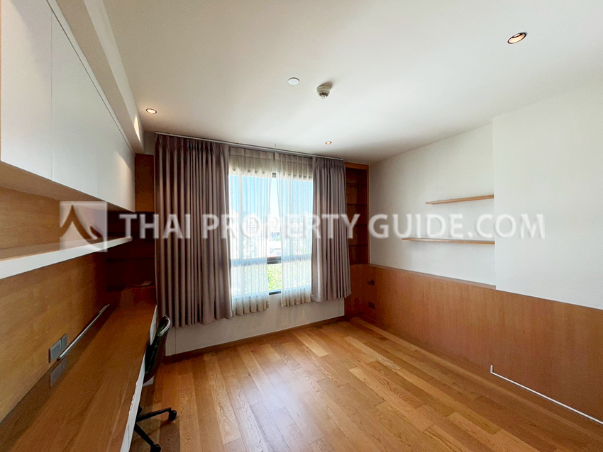 Condominium in Sathorn 