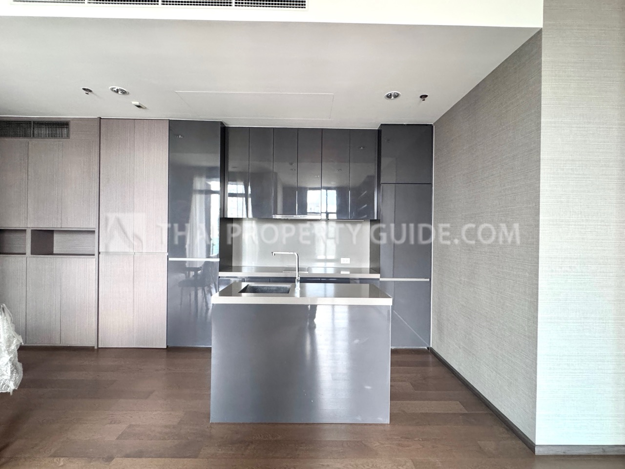 Condominium in Sathorn 