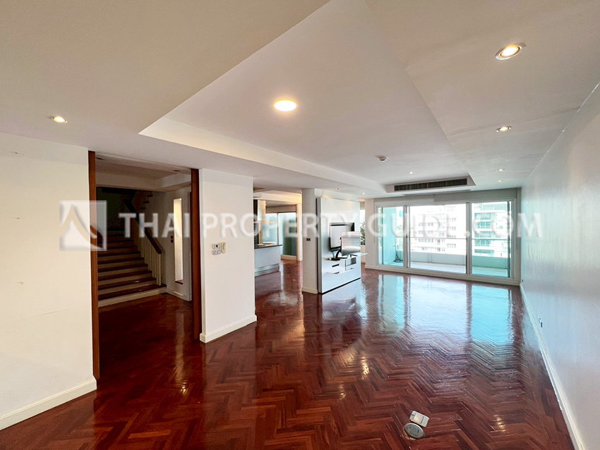 Condominium in Sathorn 