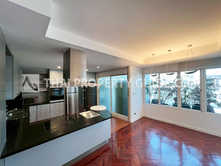 Condominium in Sathorn 