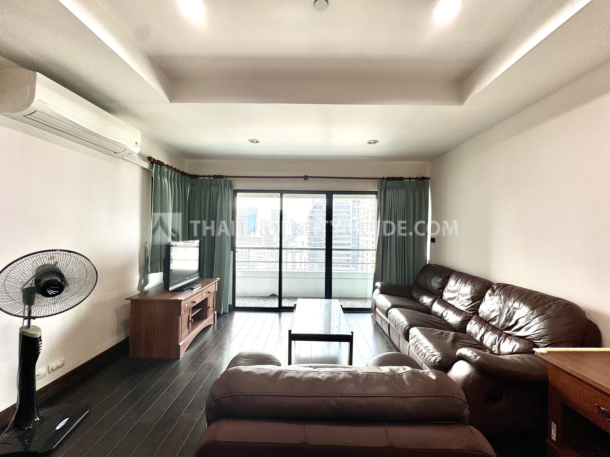 Condominium for rent in Sathorn (near Shrewsbury International School Bangkok, Riverside)