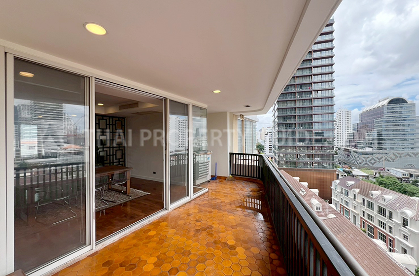 Condominium in Sukhumvit : Hampton Thonglor 10 