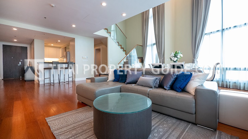 Condominium in Sukhumvit : Bright Sukhumvit 24 