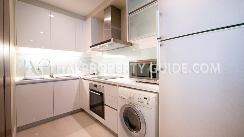 Condominium in Sukhumvit : Bright Sukhumvit 24 
