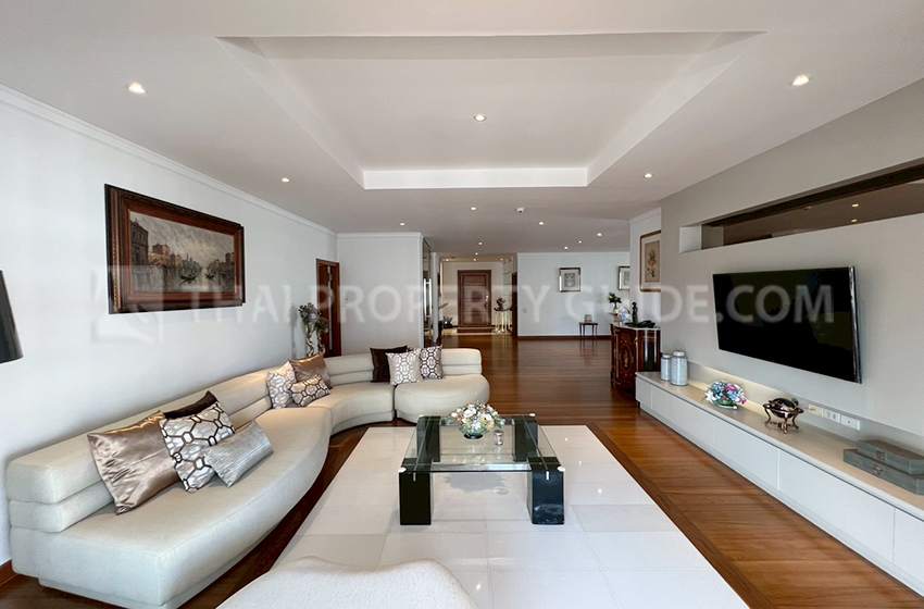 Condominium in Sukhumvit 