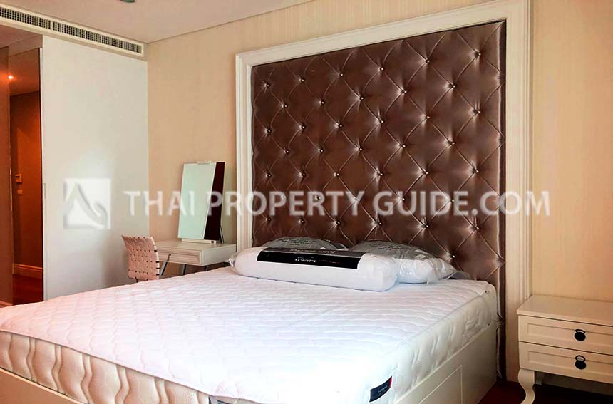 Condominium in Sukhumvit : Bright Sukhumvit 24 