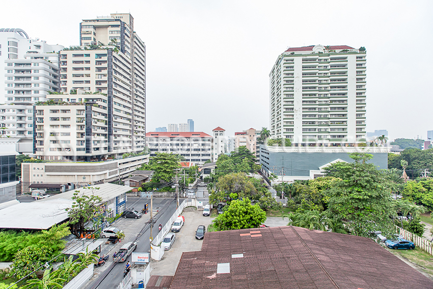 Condominium in Sukhumvit 