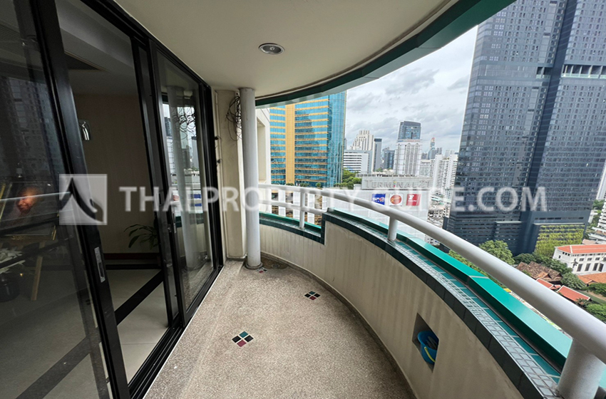 Condominium in Sukhumvit 