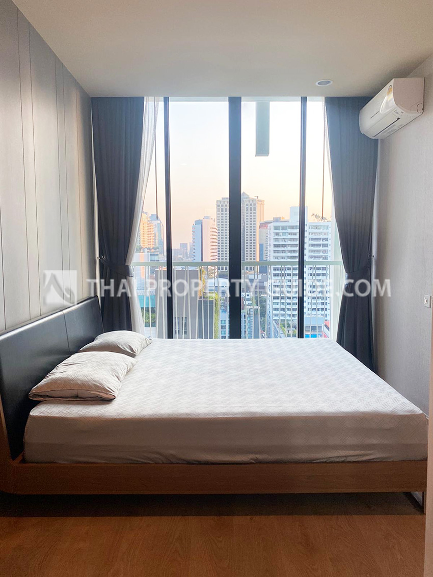 Condominium in Sukhumvit : Noble Recole Sukhumvit 19 