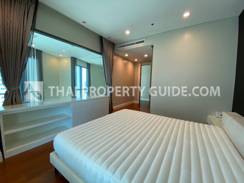 Condominium in Sukhumvit : Bright Sukhumvit 24 