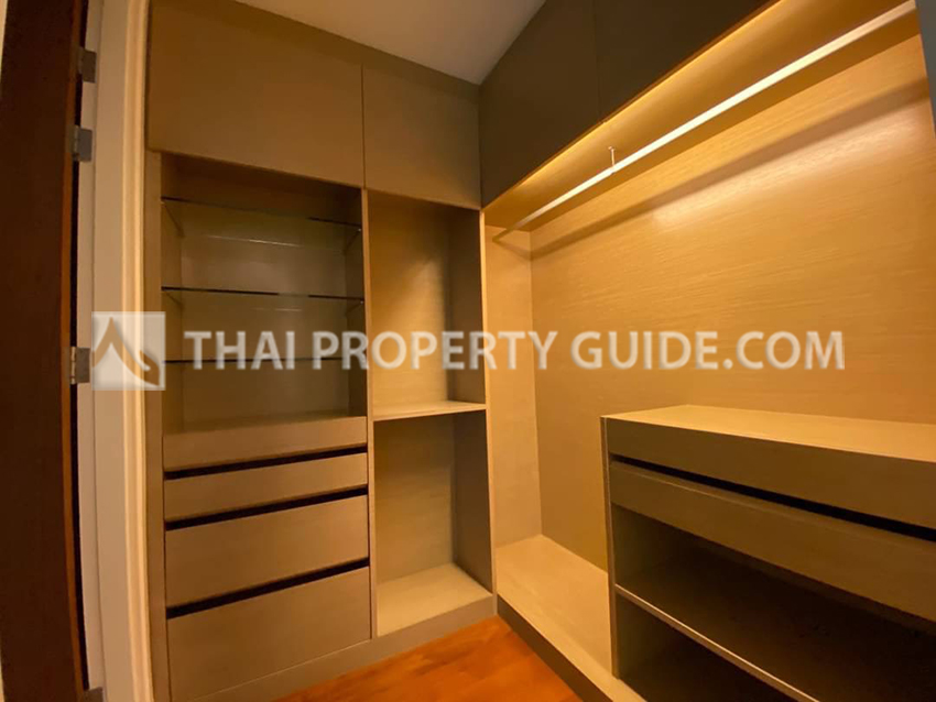 Condominium in Sukhumvit : Bright Sukhumvit 24 