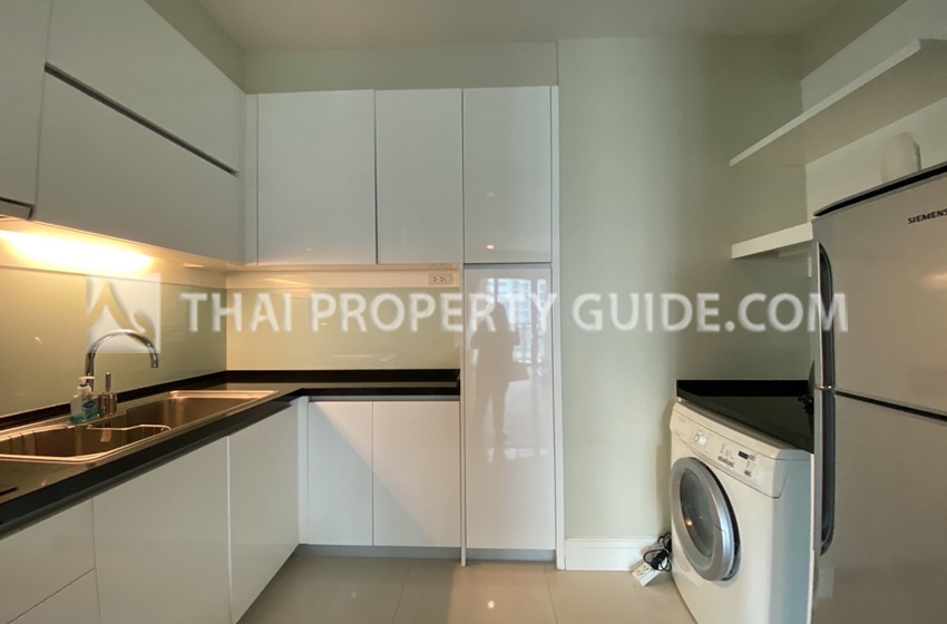 Condominium in Sukhumvit : Bright Sukhumvit 24 