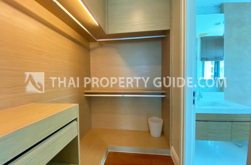 Condominium in Sukhumvit : Bright Sukhumvit 24 