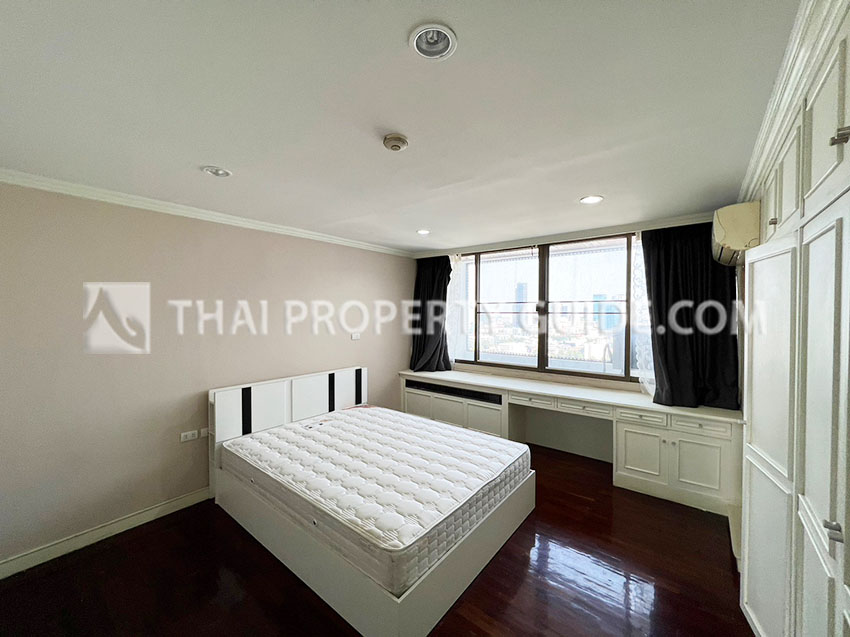 Condominium in Sukhumvit 