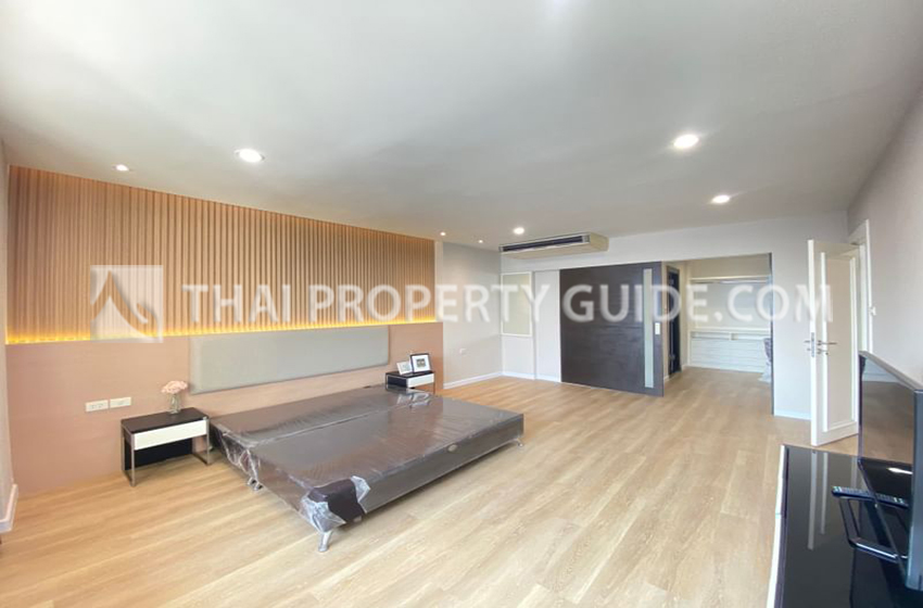 Condominium in Sukhumvit 