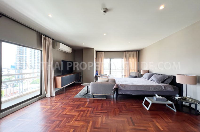 Condominium in Sukhumvit 