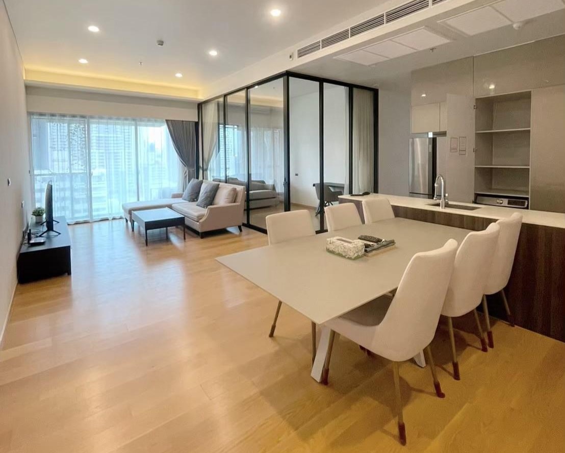 Condominium in Sukhumvit : Siamese Exclusive 31 