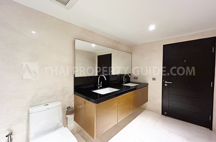 Condominium in Sukhumvit : The Eight Thonglor Residence 