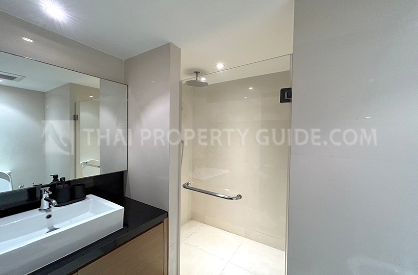 Condominium in Sukhumvit : The Eight Thonglor Residence 