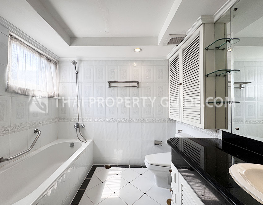 Condominium in Sukhumvit 